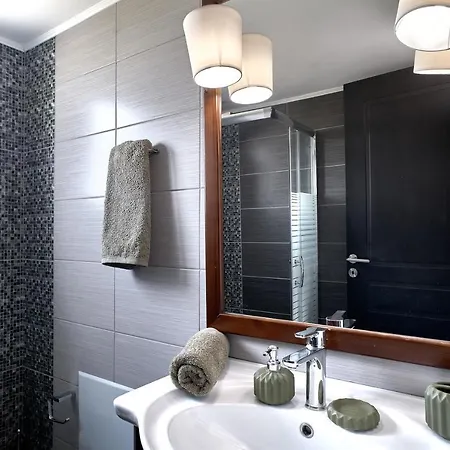 וילה Villa Miloniana Private Pool, Jacuzzi And Gym חאניה
