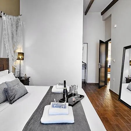 Villa Miloniana Private Pool, Jacuzzi And Gym *
