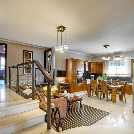 וילה Villa Miloniana Private Pool, Jacuzzi And Gym
